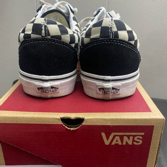 Checkerboard Vand - Picture 3 of 4